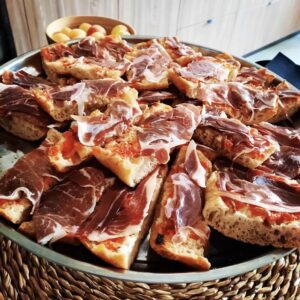 Pain à la tomate et jambon ibérique