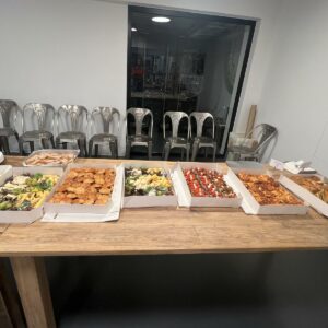 Plateaux buffet livrés pour un congrès à Barcelone
