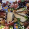 Charter Pica Pica de firma — plateau fromages affinés et jamón