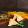 Briouats de feta en triangles, bouchées salées pour buffet